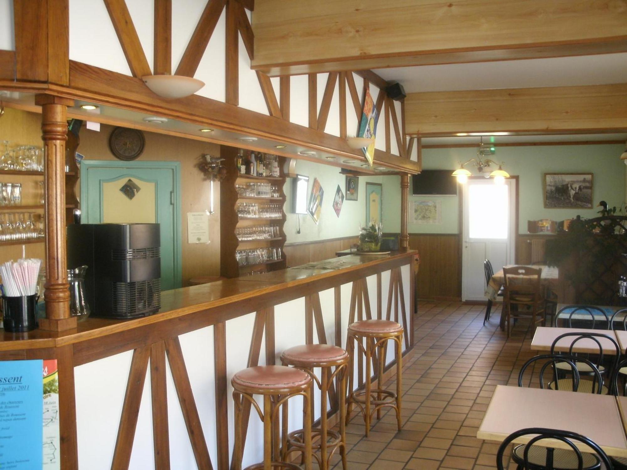 Auberge Des Etangs Roussent ภายนอก รูปภาพ